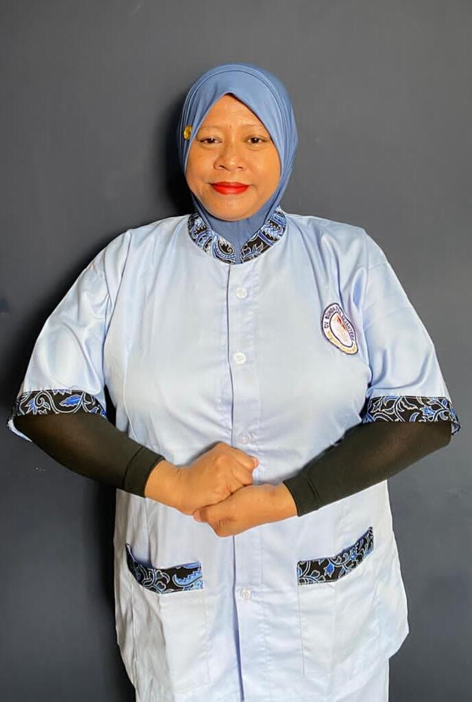 Siti Aminah - Babysitter, Perawat Lansia Terpercaya