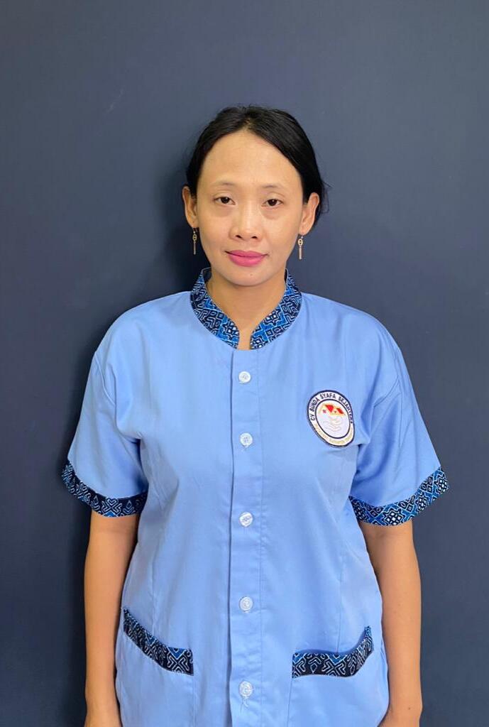 Rianti - Perawat Lansia Terpercaya