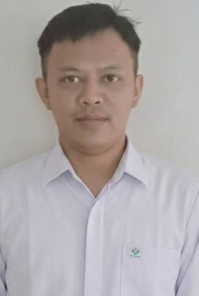 Edi Setiadi - Perawat Lansia Terpercaya